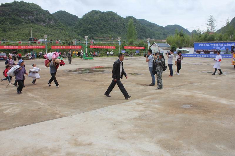 图为演练现场2.jpg